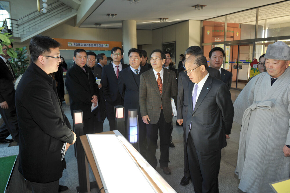 사회적기업공동구매및지원MOU체결12(2012,12,12,시청현관).jpg