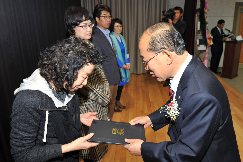 목포문학상시상식10(2013,10,31,목포문학관).jpg