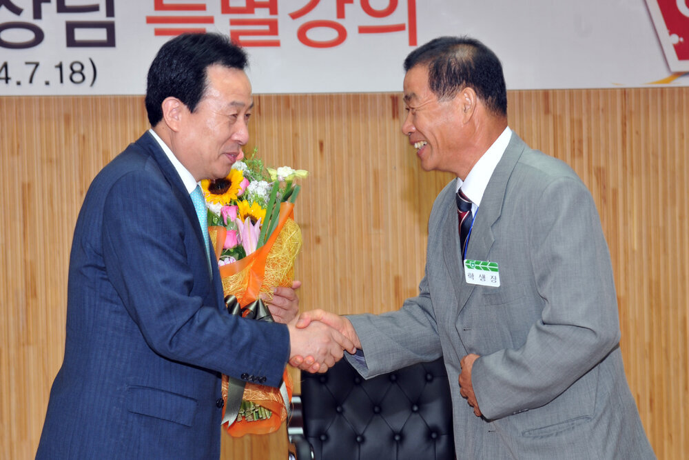 목포농협장수대학시장님특강01(2014,7,18,목포농협).jpg