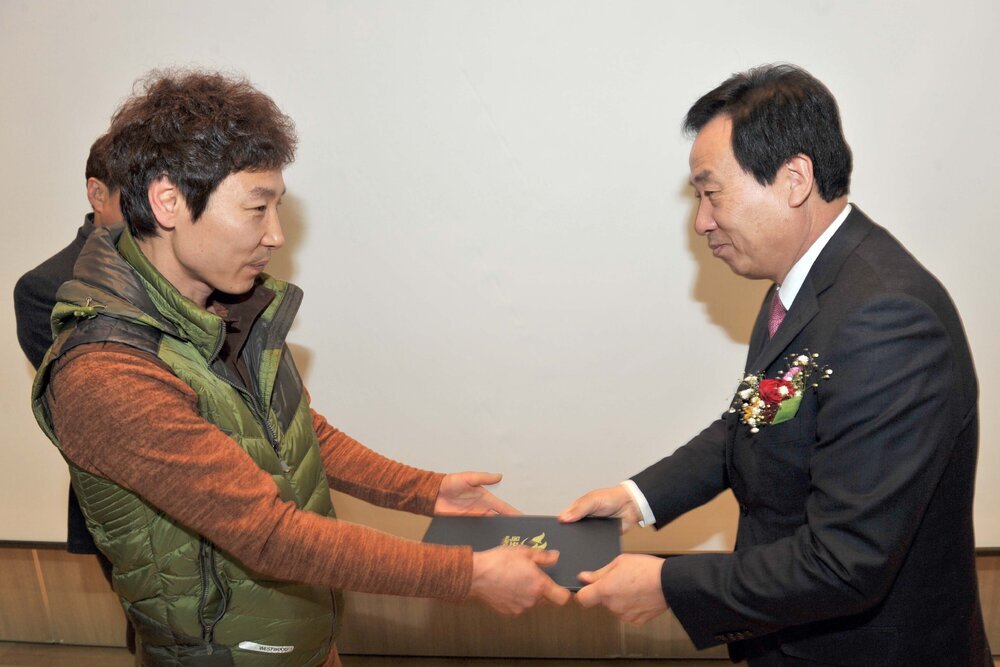 주민자치위원장협의회제6,7대회장이,취임식08(2014,12,22,목포FC).jpg