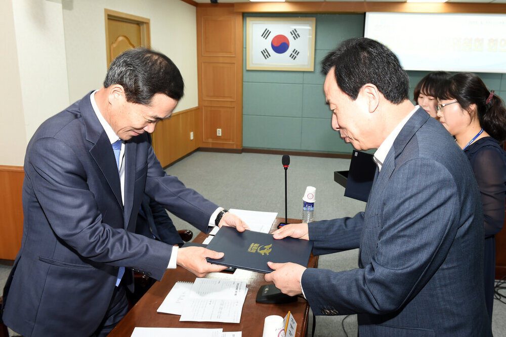 지방보조금심의위원회의02(2015,6,17,상황실).jpg