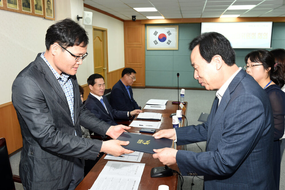 지방보조금심의위원회의04(2015,6,17,상황실).jpg