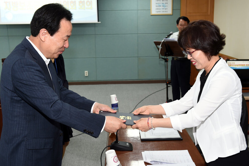 지방보조금심의위원회의08(2015,6,17,상황실).jpg