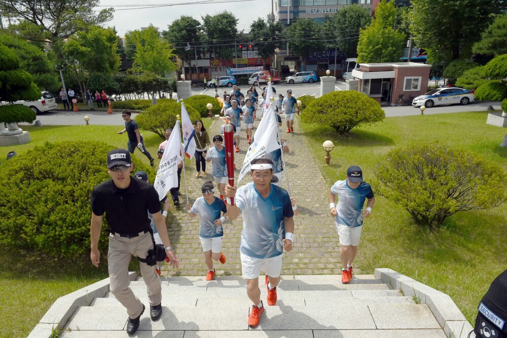 2015광주하계유니버시아드대회성화봉송25(2015,7,1,목포시청).jpg