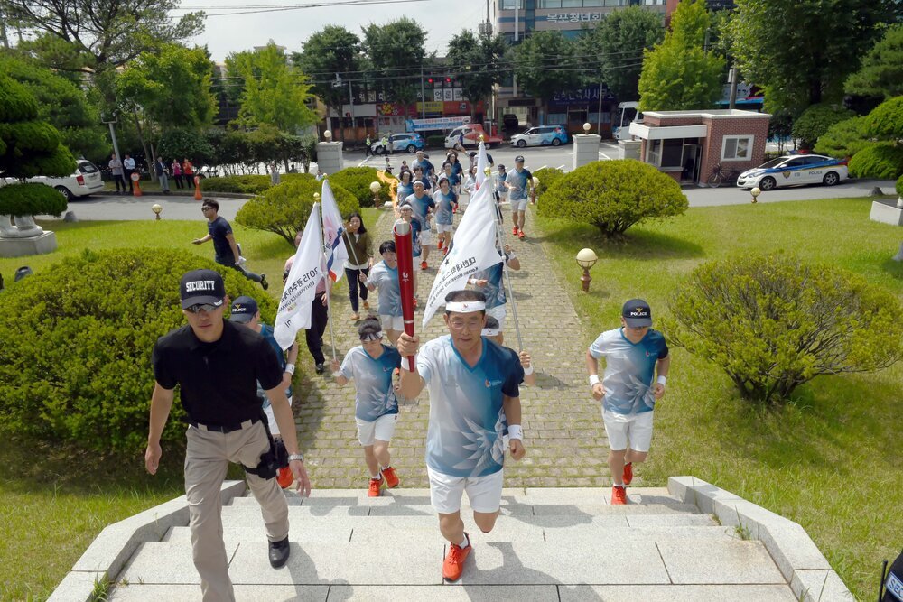 2015광주하계유니버시아드대회성화봉송26(2015,7,1,목포시청).jpg