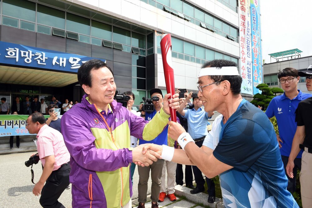 2015광주하계유니버시아드대회성화봉송29(2015,7,1,목포시청).jpg