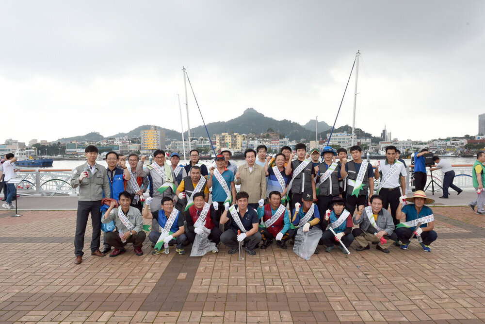 목포항구축제대비청결활동15(2015,7,21,삼학도).jpg