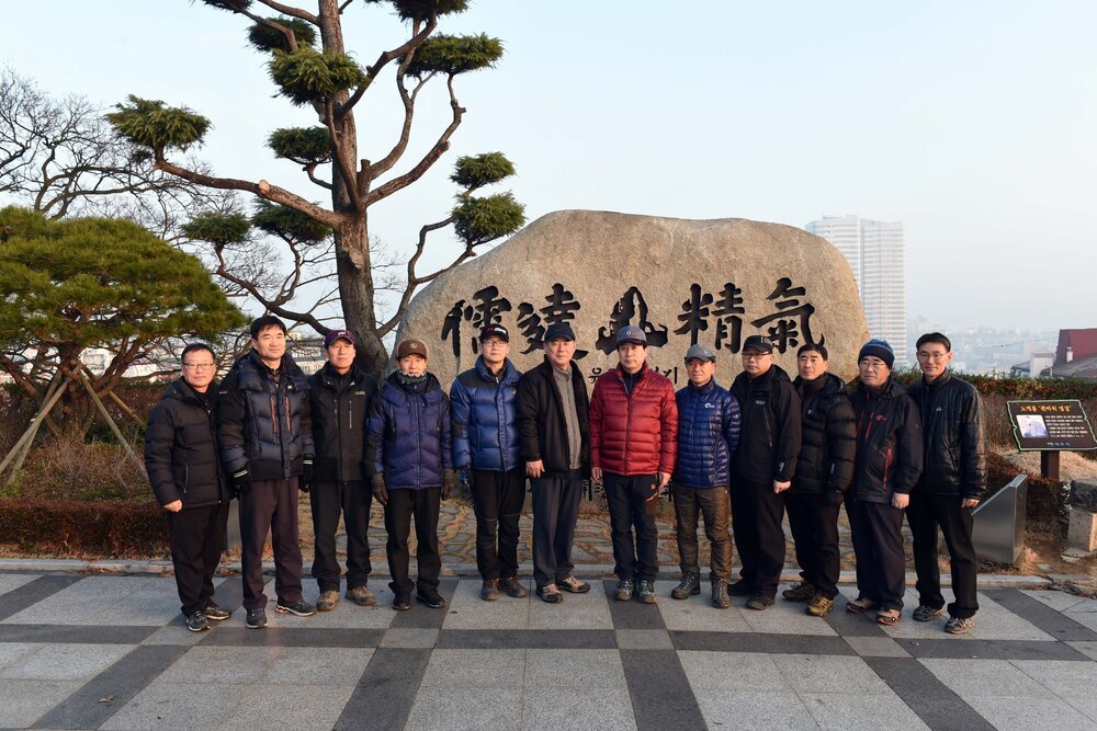 2016병신년해맞이산행18(2016,1,1,유달산).jpg