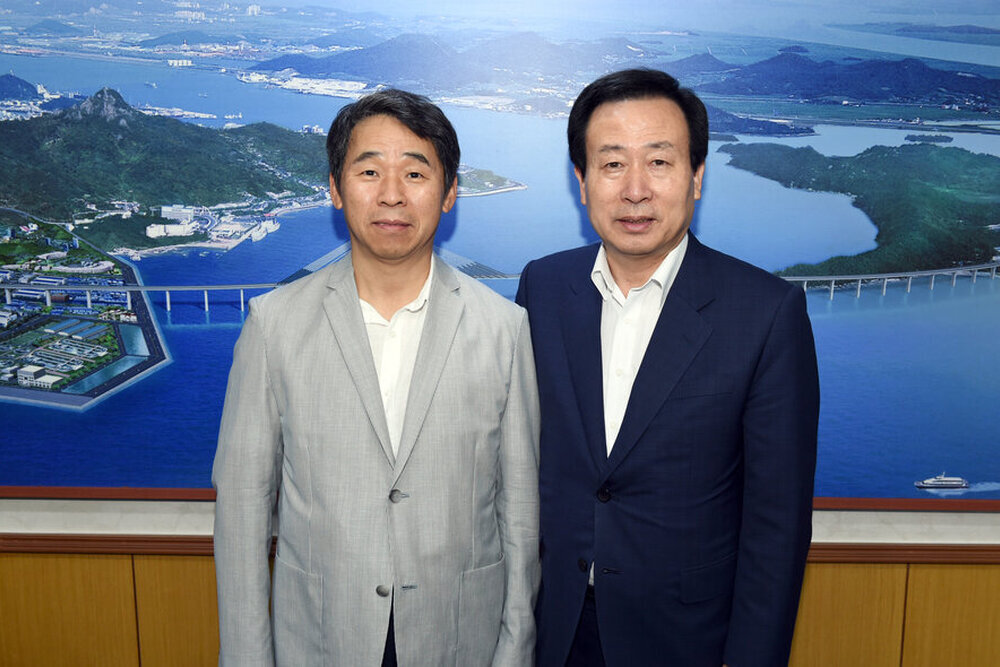 2030도시기본계획전문가자문단위촉장수여04(2016,6,28,시장실).jpg
