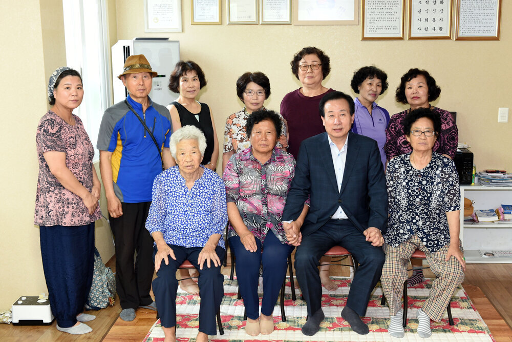 찿아가는소통의날경로당방문(2017,7,11,옥암한국아델리움아파트경로당).jpg