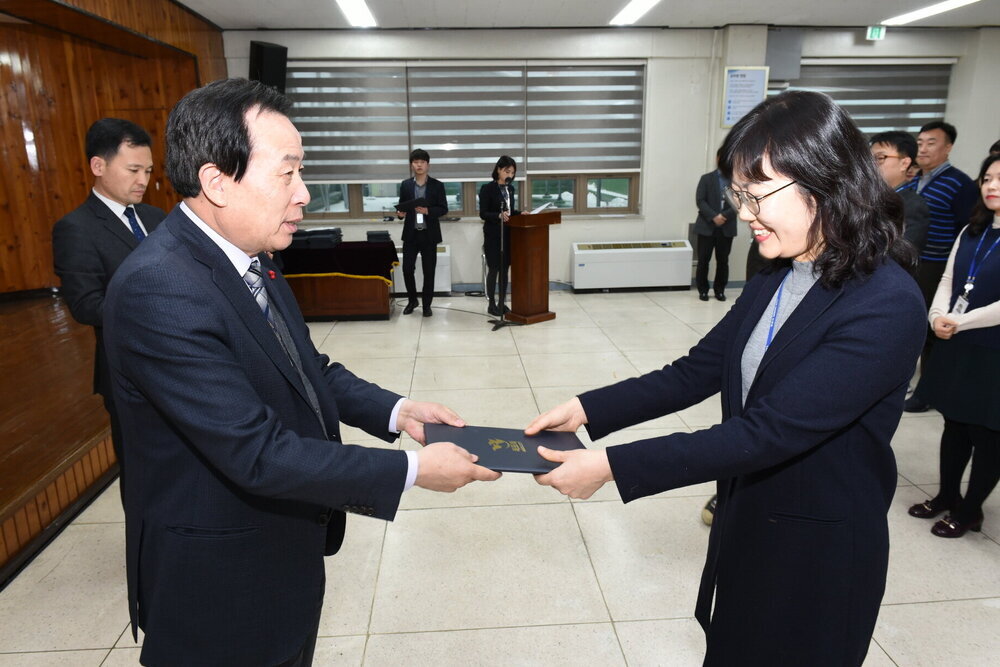 박홍률 목포시장 임용장 전달.